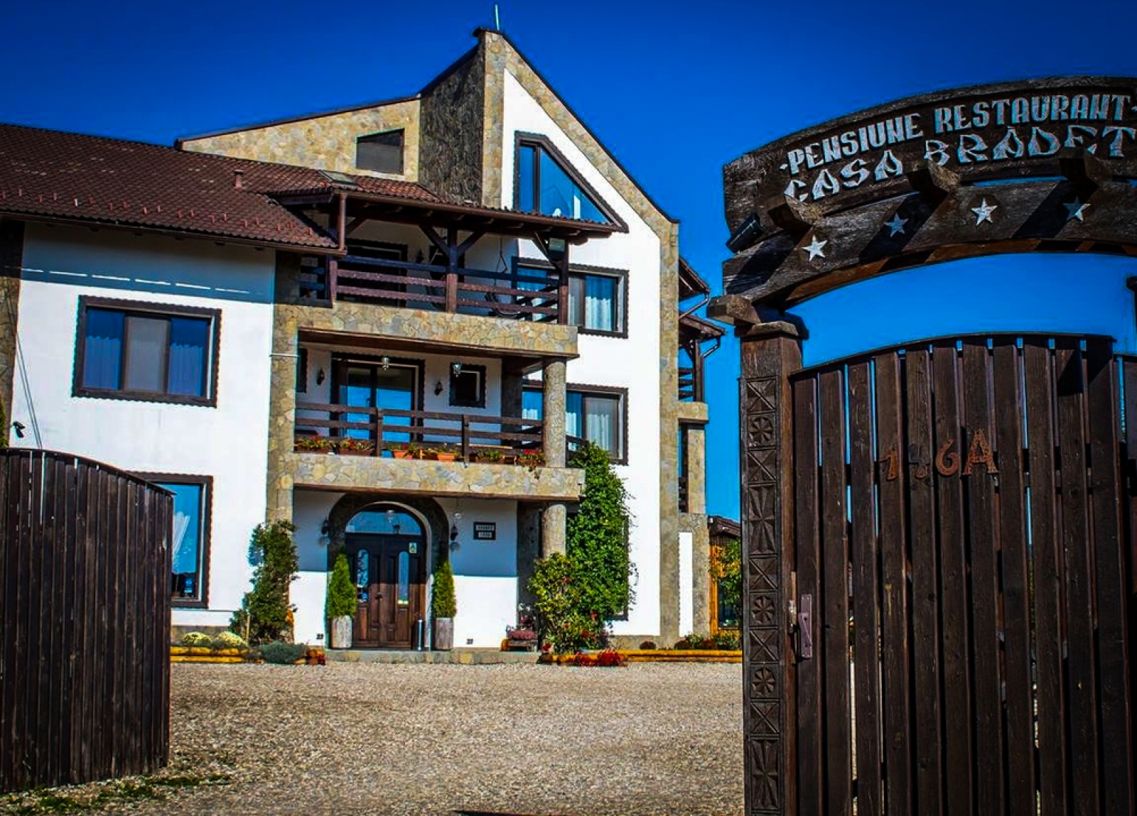 Pensiunea Casa Bradet, Intorsura Buzaului 