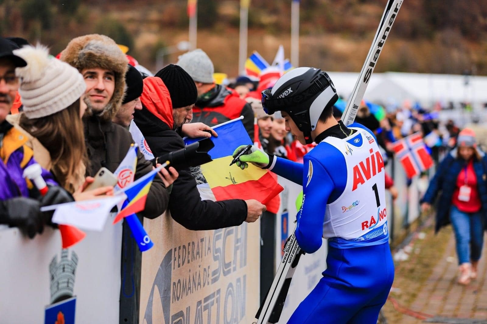 Cupa Mondială de Sărituri cu Schiurile, FIS Ski Jumping World Cup, public