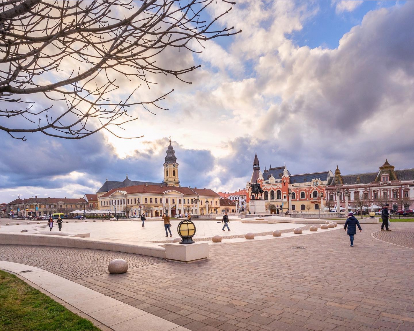 piata unirii oradea, judetul bihor 