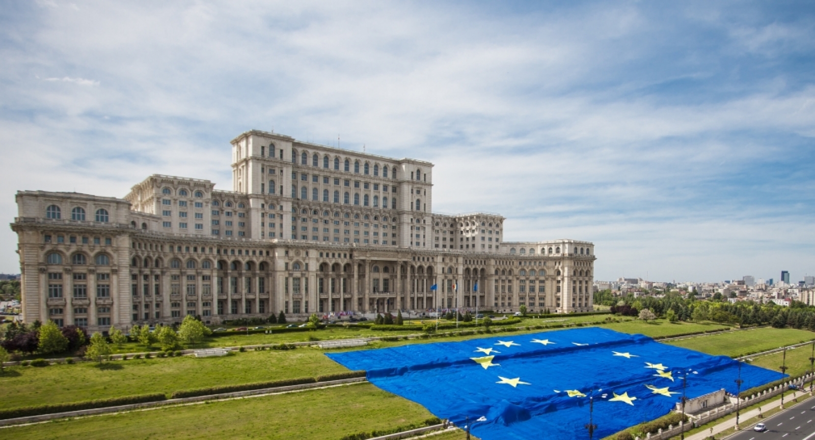 palatul parlamentului bucuresti, cea mai grea cladire din europa, bucuresti, romania, capitala romaniei 