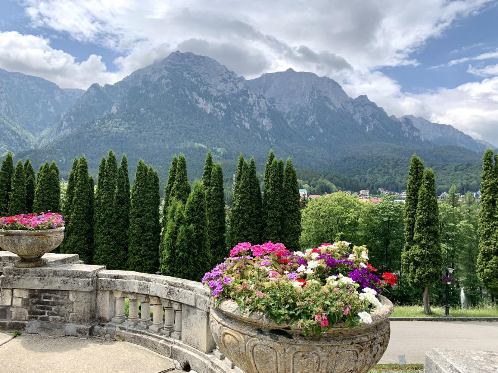 3 reasons to visit Cantacuzino Castle as soon as possible