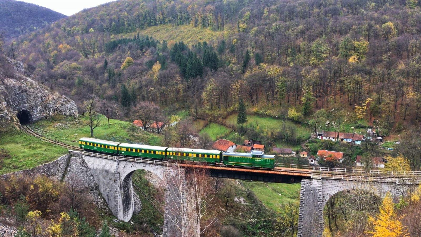 Train journeys through Romania: the most picturesque routes