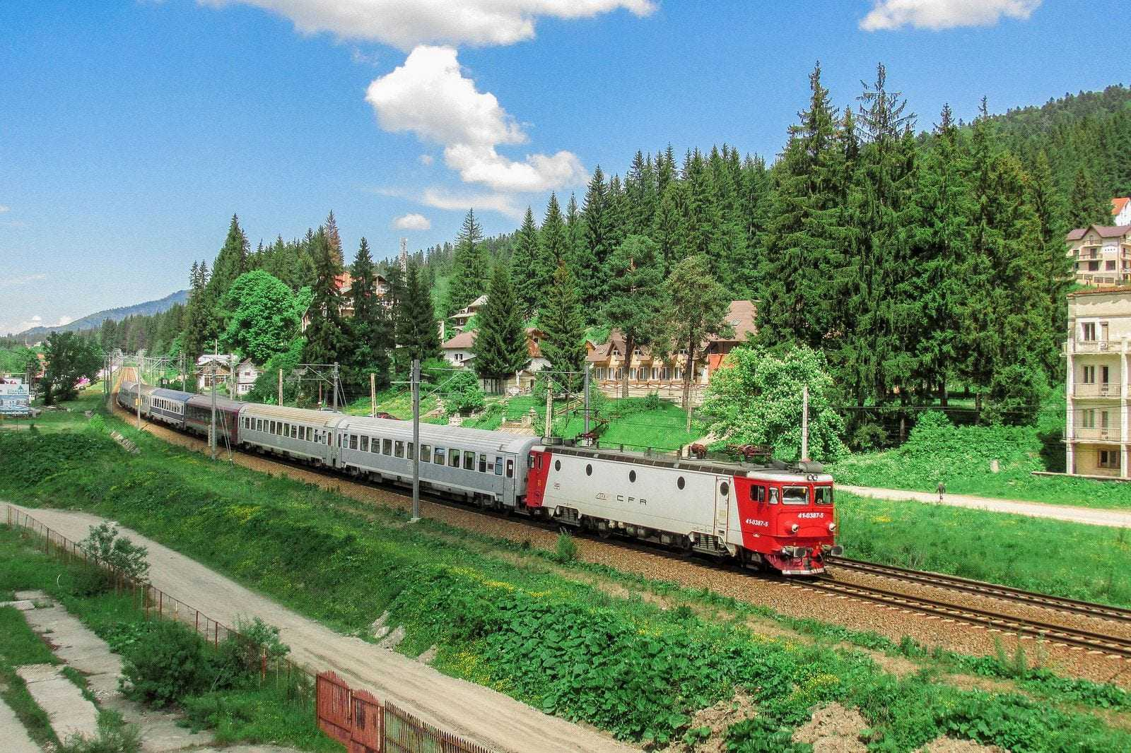 The Train on the Prahova Valley