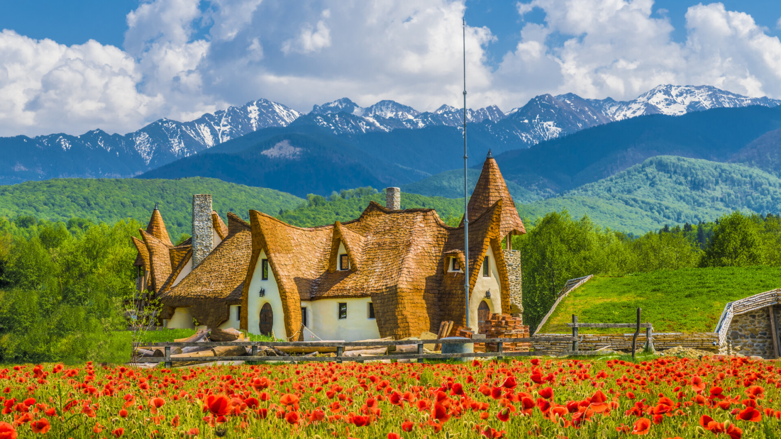 7 Motive pentru a-ți petrece vacanța de vară în România