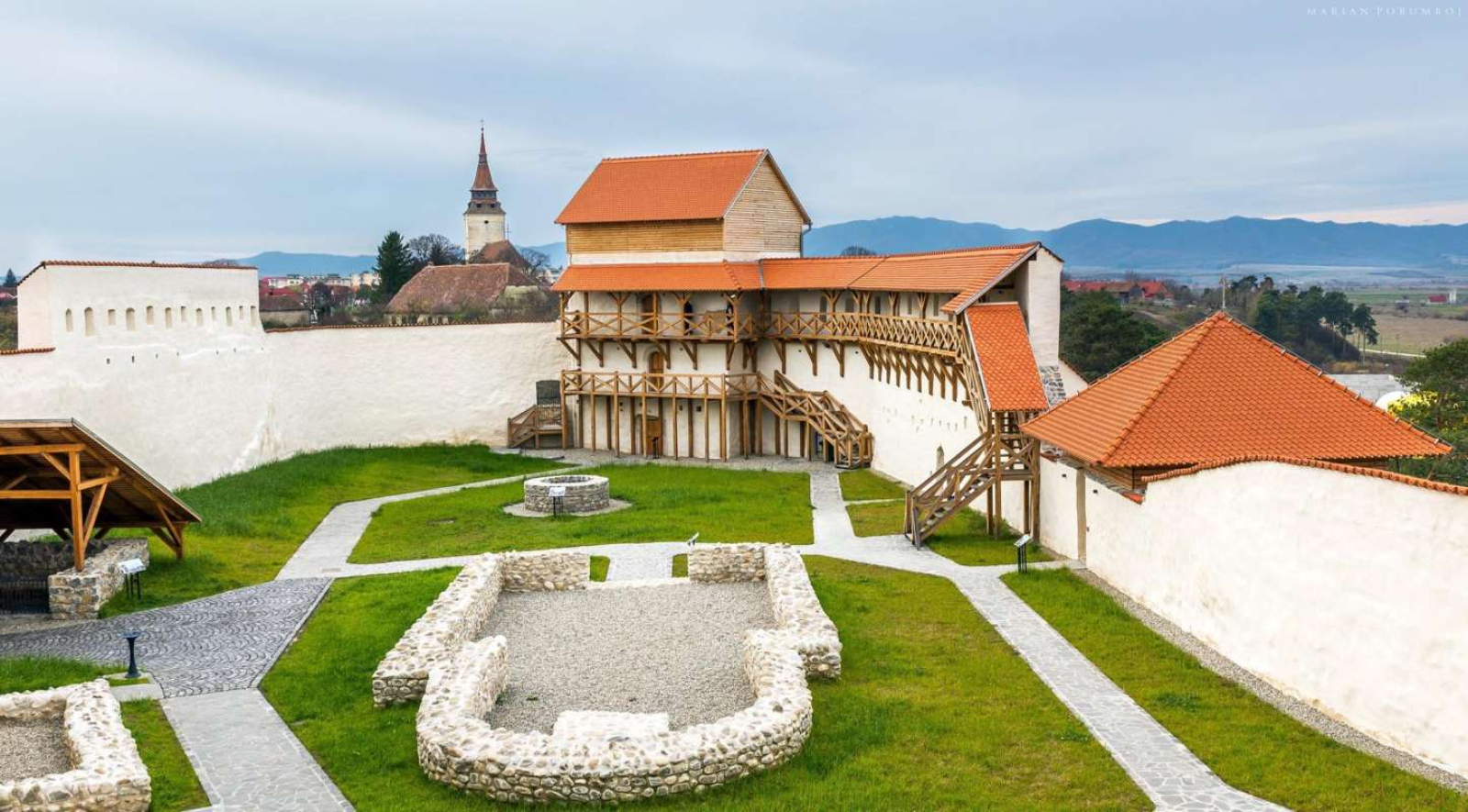 4 cetăți din Județul Brașov numai bune de vizitat