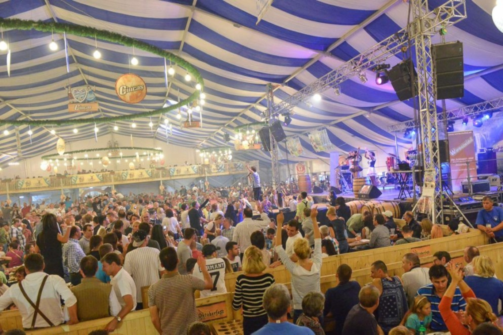 Oktoberfest Brașov 2025 un festival care merită vizitat